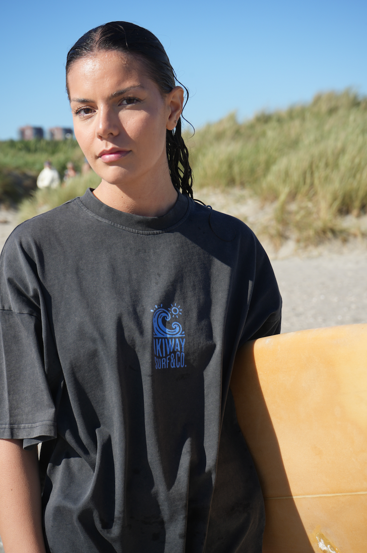 Surf & Co  | T-Shirt — Vintage Black ikiway